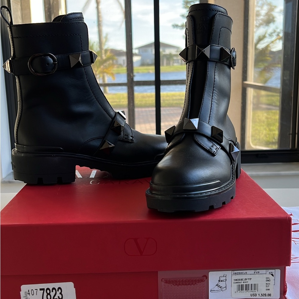 VALENTINO ROMAN STUD ZIP COMBAT BOOTS